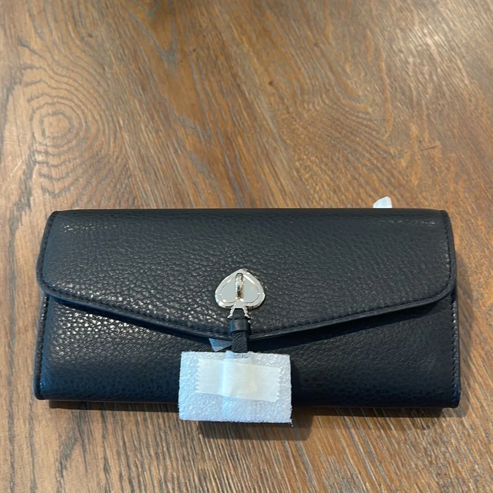 ♠️ Kate spade Marti Large Slim Flap Wallet